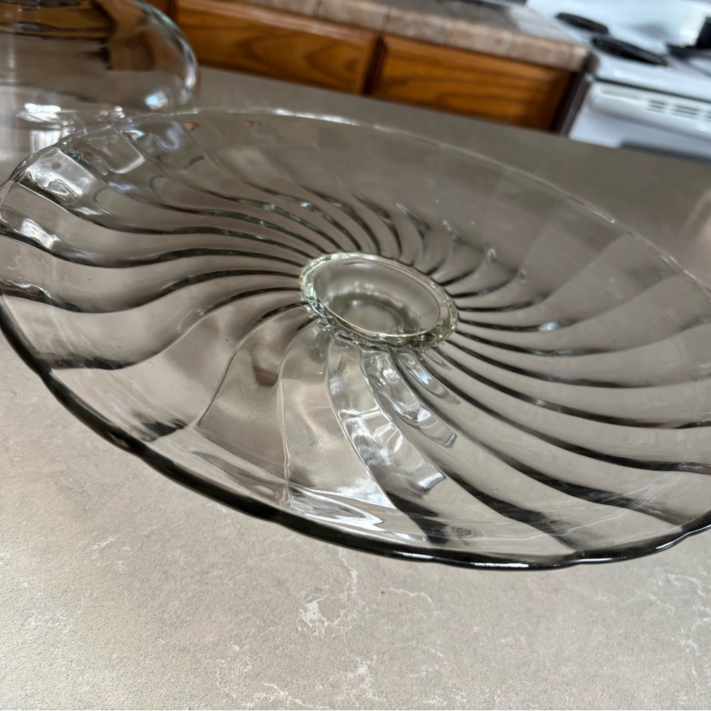 Vintage Indiana Glass Swirl Pattern Pedestal Cake Stand with Dome Lid 13"